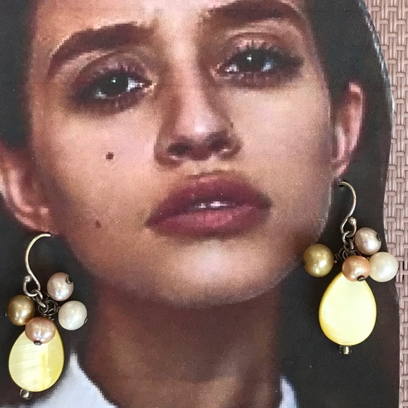 Jewelry - 3/$25 💜Dangling earrings